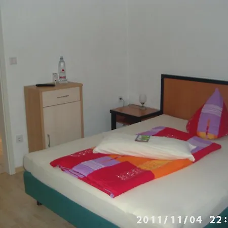 Szálloda Zur Alten Fuldaschleife