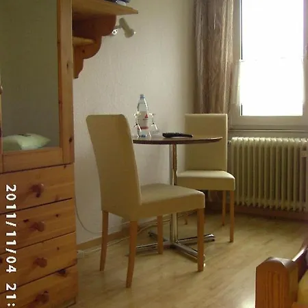 Szálloda Zur Alten Fuldaschleife 2*