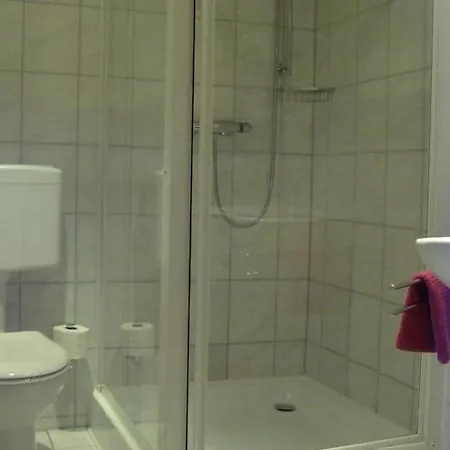 Szálloda Zur Alten Fuldaschleife 2*