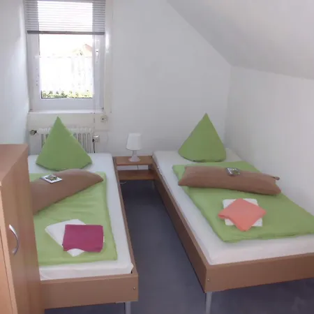 Zur Alten Fuldaschleife Szálloda 2*