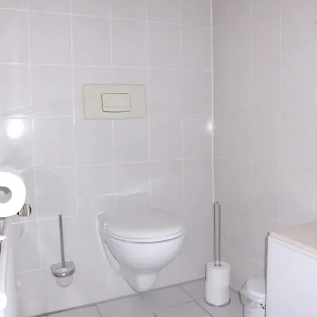 Szálloda Zur Alten Fuldaschleife 2*